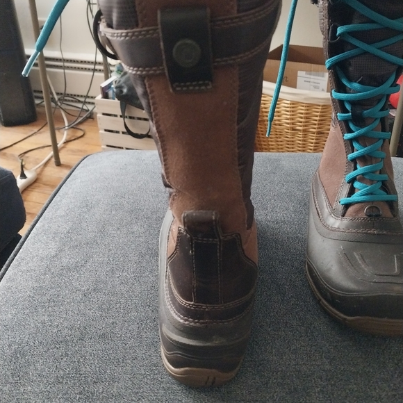 North Face Tall Winter Boots Pre-Loved - Picture 6 of 7